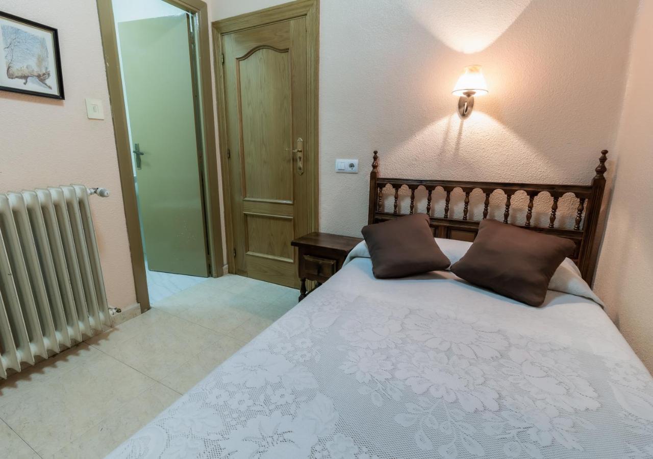 Pension Virginia By Vivere Stays Salamanca Exteriör bild