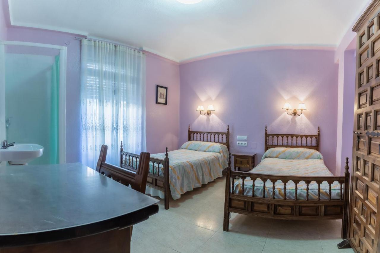 Pension Virginia By Vivere Stays Salamanca Exteriör bild