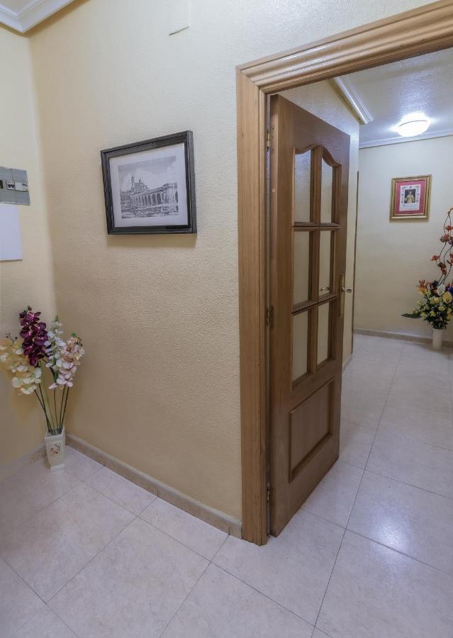 Pension Virginia By Vivere Stays Salamanca Exteriör bild