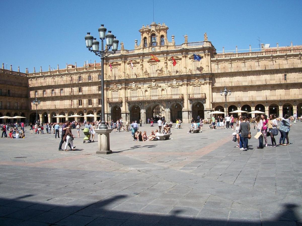 Pension Virginia By Vivere Stays Salamanca Exteriör bild